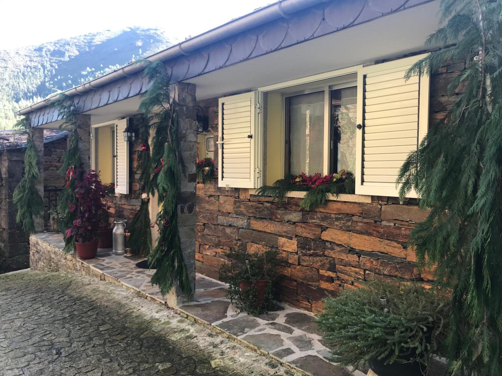 O Refugio Do Mineiro Apartment Arouca Exterior photo
